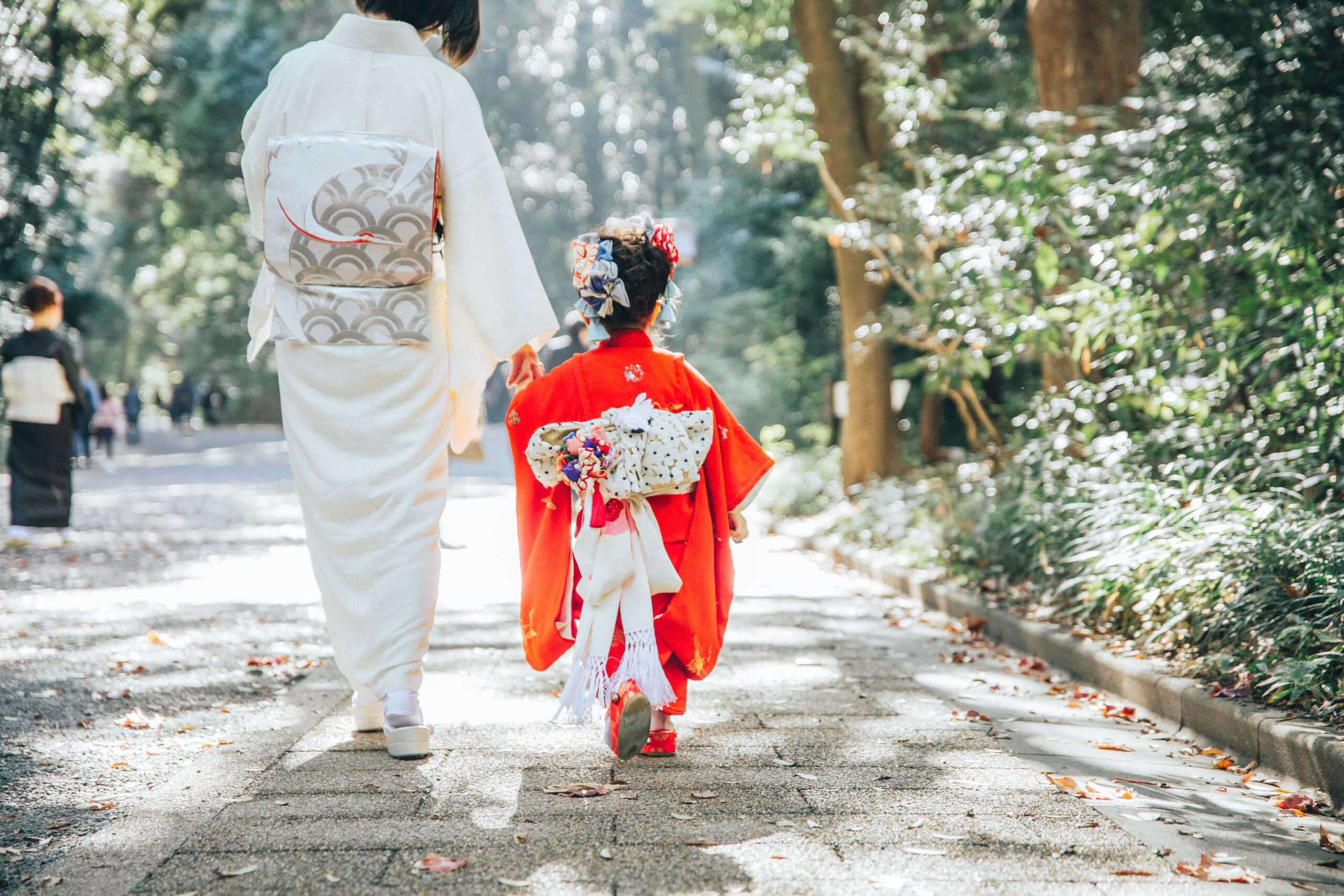 初めての七五三】3歳女児の和装おしゃれ実例とポイント｜冠婚葬祭